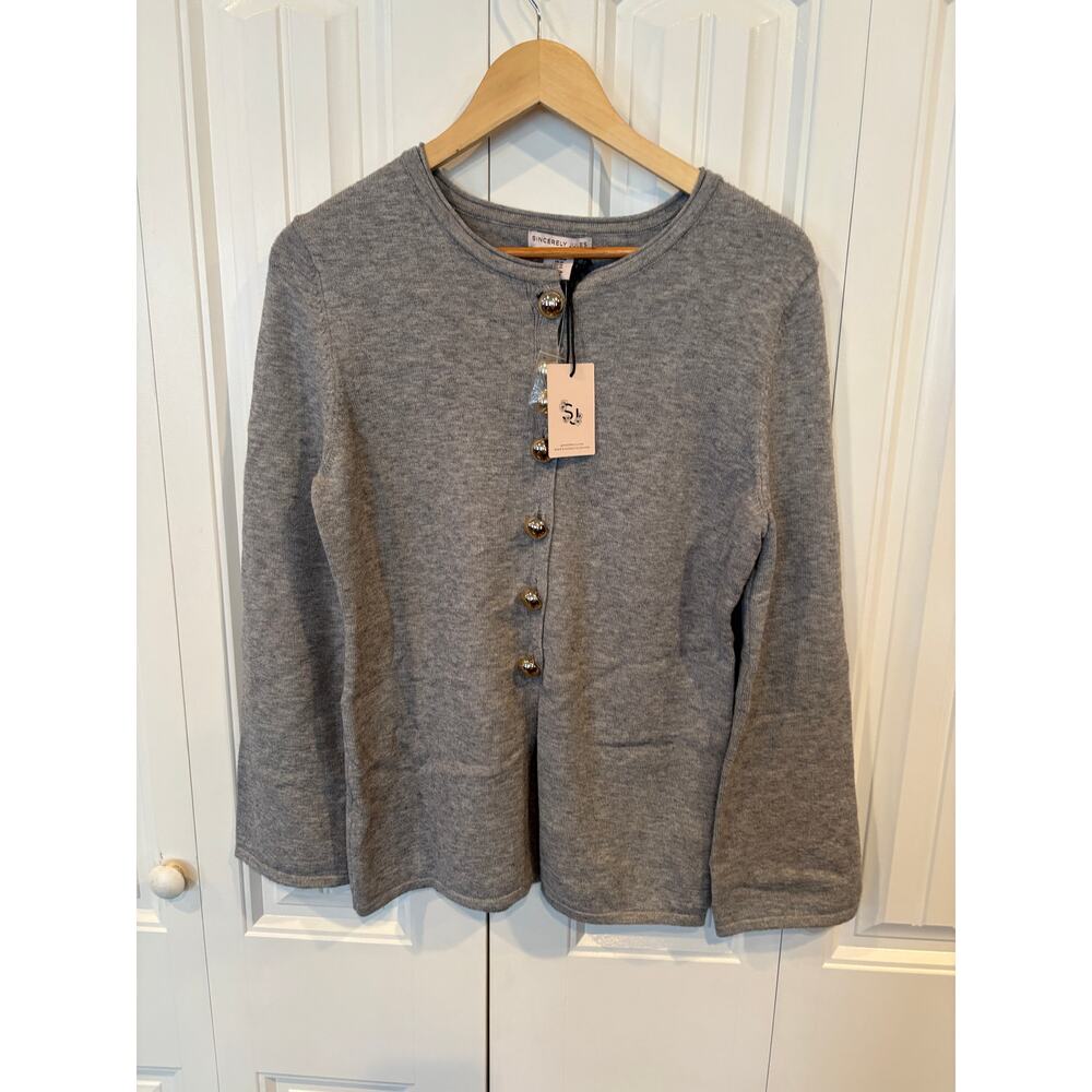 Sincerely Jules Gray Button Front Sweater‎ SIze Medium